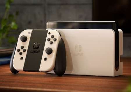 White Nintendo Switch OLED model